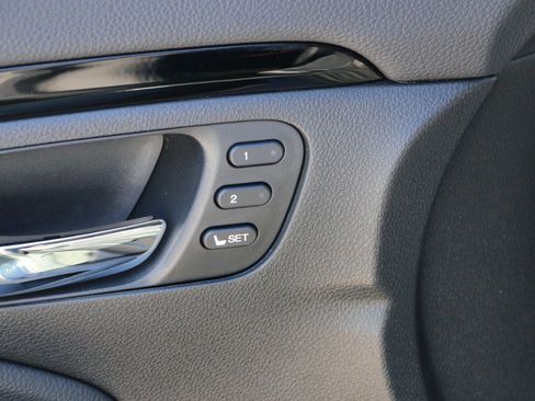 Used 2021 Honda Pilot Touring image 17