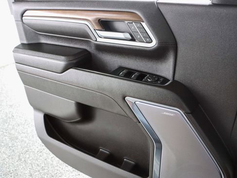 Used 2024 Chevrolet Silverado 3500 High Country w/ High Country Premium Package AWD/4WD image 26