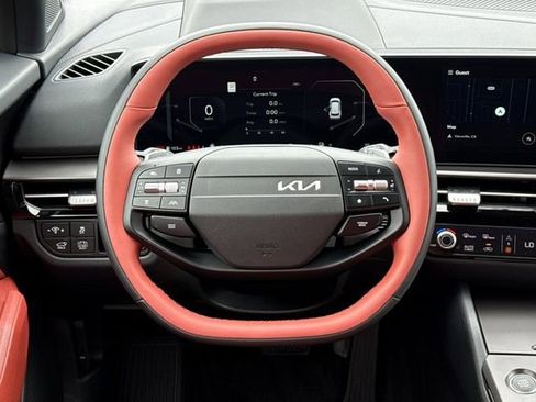 New 2026 Kia Sportage SX Prestige AWD/4WD image 17