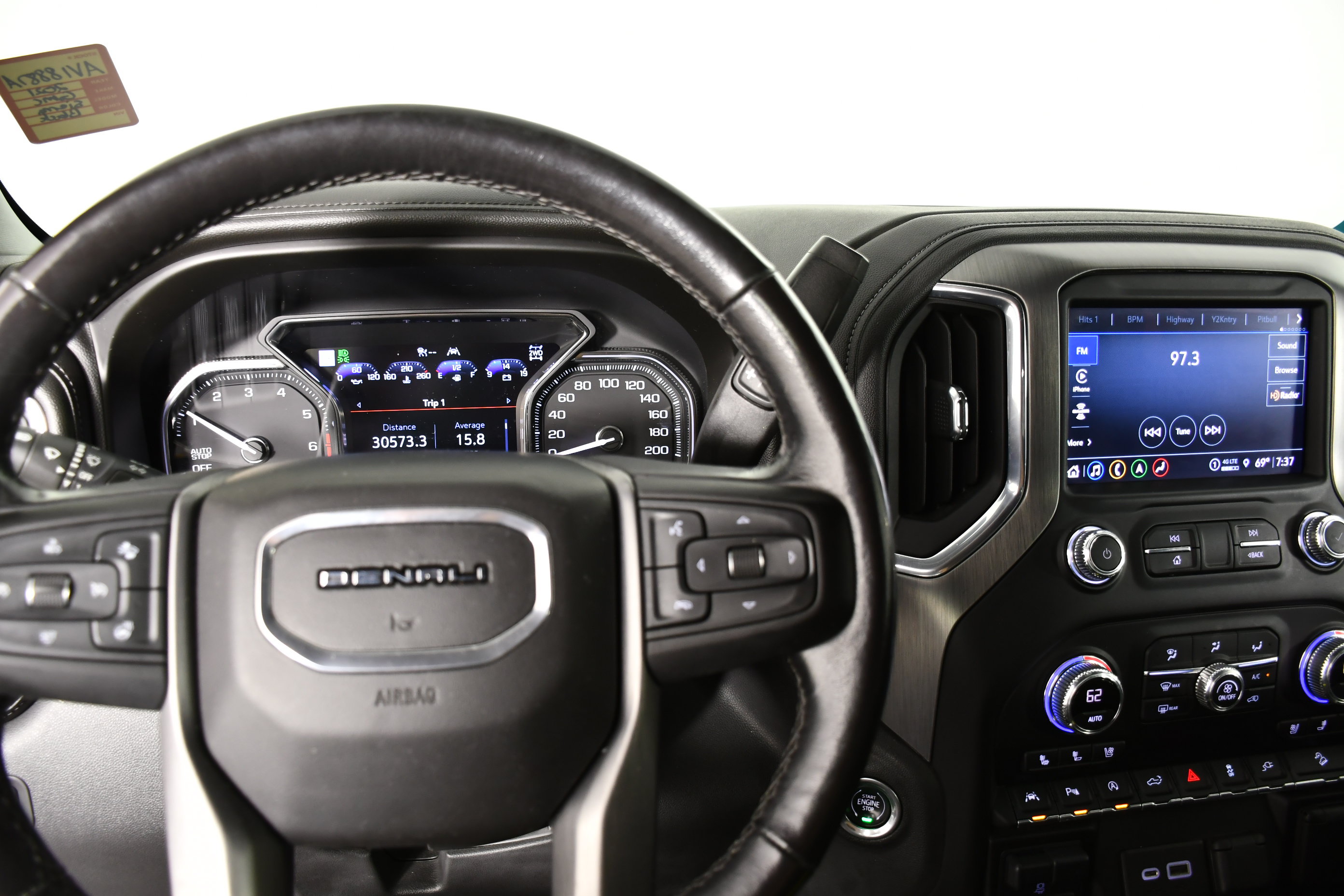 Used 2021 GMC Sierra 1500 Denali w/ Technology Package AWD/4WD image 17