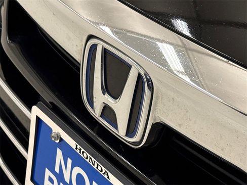 Used 2022 Honda Accord EX-L image 6