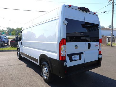 Used 2023 RAM ProMaster 2500 FWD image 3