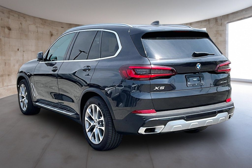 Used 2023 BMW X5 xDrive40i AWD/4WD image 14