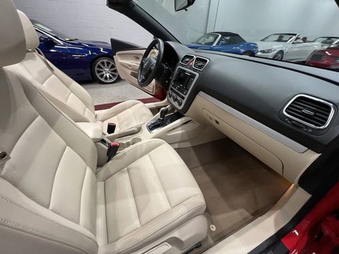 Used 2015 Volkswagen Eos Komfort image 33