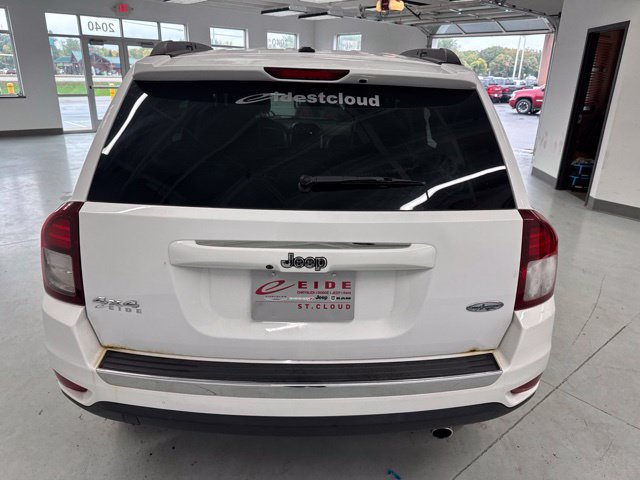 Used 2017 Jeep Compass Latitude AWD/4WD image 11
