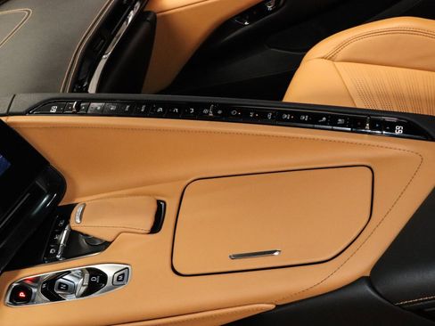 Used 2024 Chevrolet Corvette Stingray Preferred Conv w/ Z51 Performance Package image 34