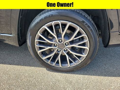 Used 2023 Jeep Grand Cherokee L Summit AWD/4WD image 7