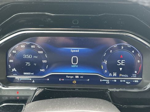 Used 2023 Chevrolet Silverado 1500 RST w/ Z71 Off-Road Package AWD/4WD image 23