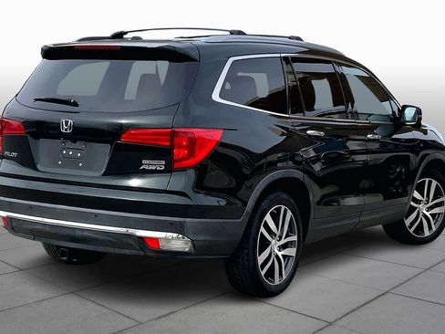 Used 2016 Honda Pilot Touring image 13