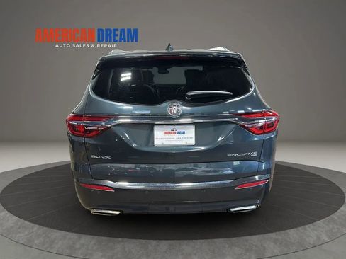 Used 2018 Buick Enclave Premium w/ Experience Buick Package AWD/4WD image 4