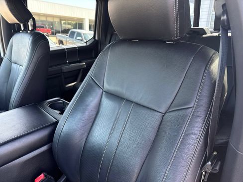 Used 2018 Ford F150 XLT w/ Equipment Group 302A Luxury RWD image 17