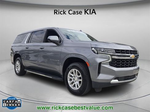 Used 2021 Chevrolet Suburban LS image 9