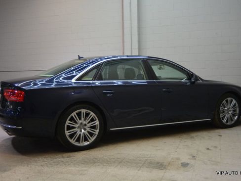Used 2014 Audi A8 L TDI w/ Premium Package image 32