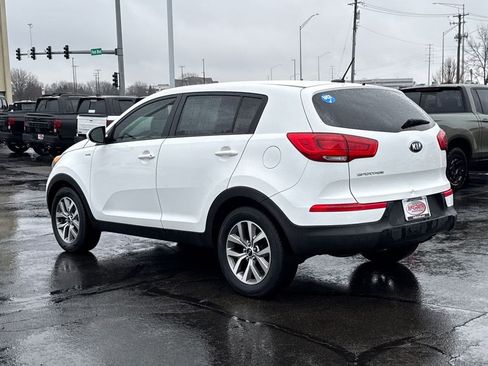Used 2016 Kia Sportage LX image 9
