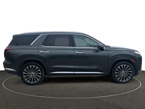 Used 2023 Hyundai Palisade Calligraphy image 7
