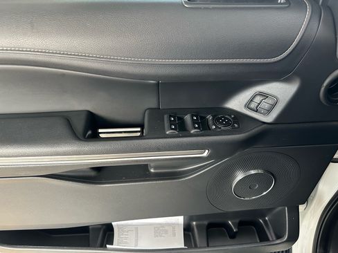 Certified 2024 Ford Expedition XLT RWD image 14
