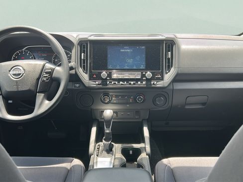 Used 2025 Nissan Frontier S RWD image 16