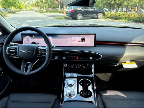 New 2026 Genesis GV70 2.5T image 4