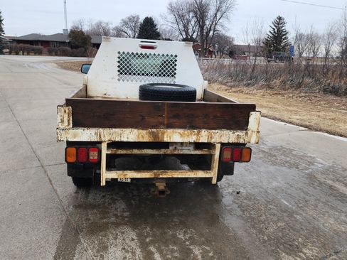 Used 2010 Chevrolet Colorado W/T image 4