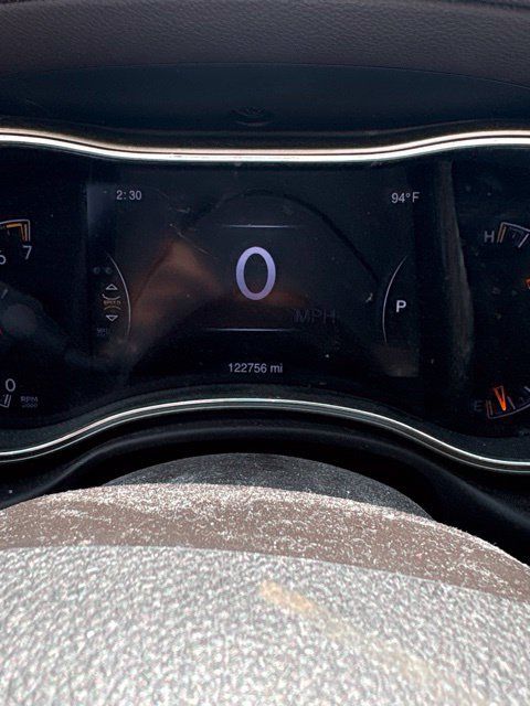 Used 2015 Jeep Grand Cherokee Overland RWD image 10