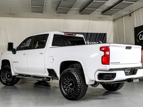 Used 2025 Chevrolet Silverado 2500 LT AWD/4WD image 11