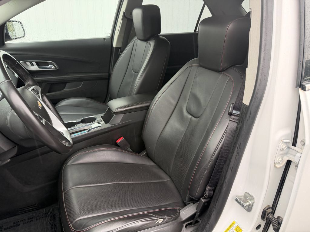 Used 2017 Chevrolet Equinox Premier FWD image 18