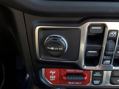 New 2026 Jeep Wrangler Unlimited Rubicon AWD/4WD image 30