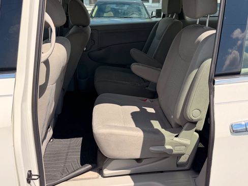Used 2015 Nissan Quest S FWD image 10
