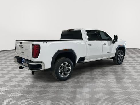 Used 2025 GMC Sierra 2500 SLT w/ SLT Convenience Package AWD/4WD image 5