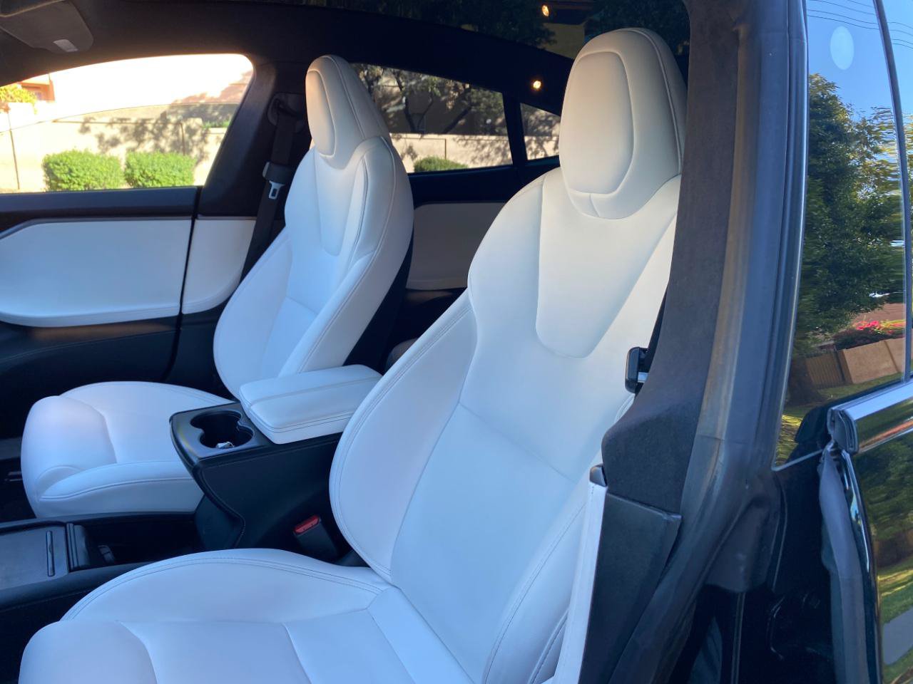 Used 2021 Tesla Model S Performance AWD/4WD image 25