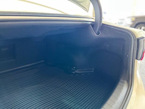 Used 2017 Kia Cadenza Premium FWD image 79