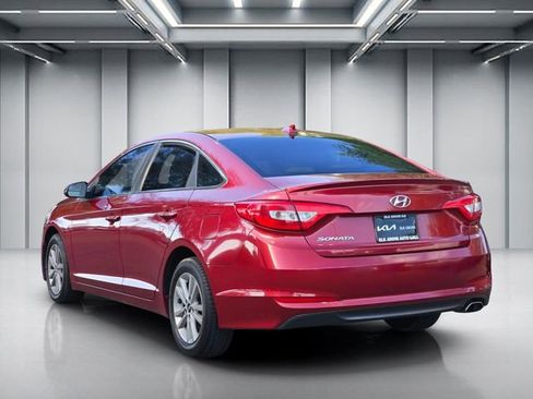 Used 2015 Hyundai Sonata SE FWD image 6