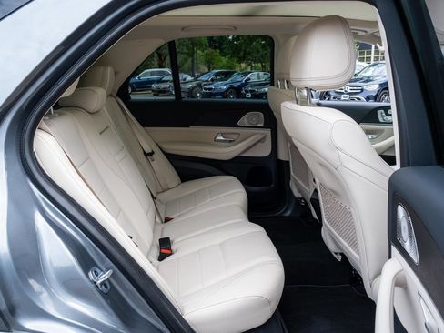 Used 2026 Mercedes-Benz GLE 450 4MATIC image 33