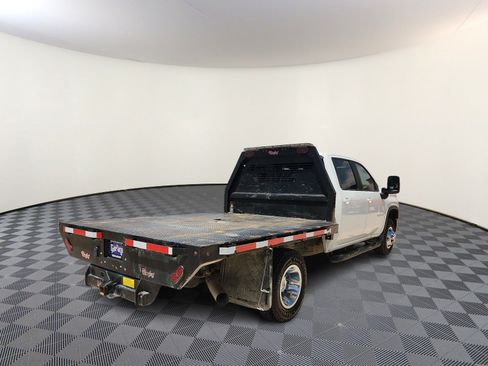 Used 2024 Chevrolet Silverado 3500 LT w/ Convenience Package AWD/4WD image 4