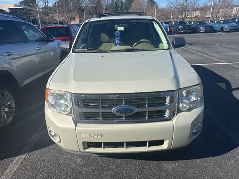 Used 2009 Ford Escape XLT image 5