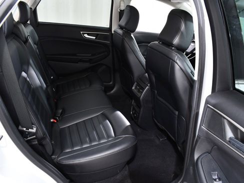 Used 2022 Ford Edge SEL w/ Convenience Package image 19