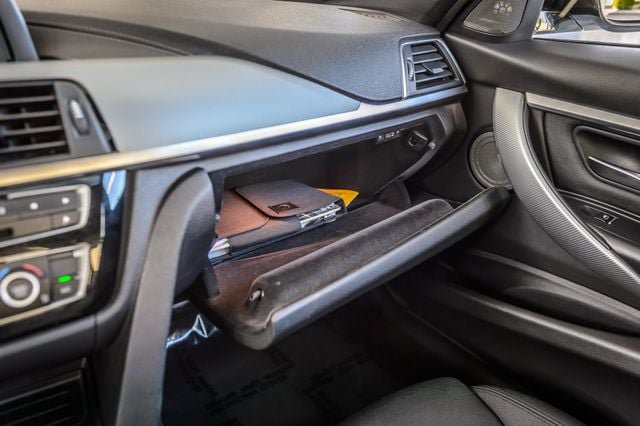 Used 2018 BMW 340i Sedan RWD image 23