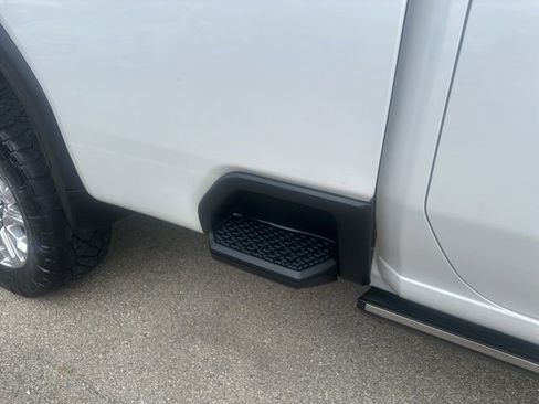 Used 2022 GMC Sierra 2500 Denali image 13