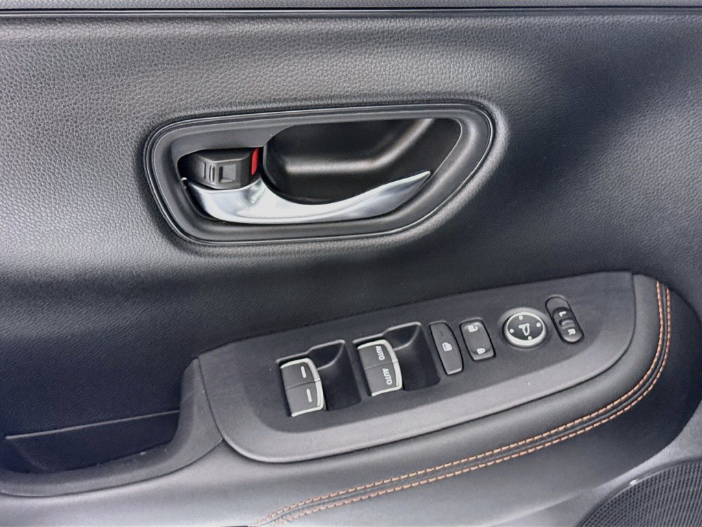Certified 2024 Honda HR-V Sport image 23