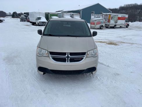 Used 2014 Dodge Grand Caravan American Value Package w/ UConnect Hands-Free Group image 7