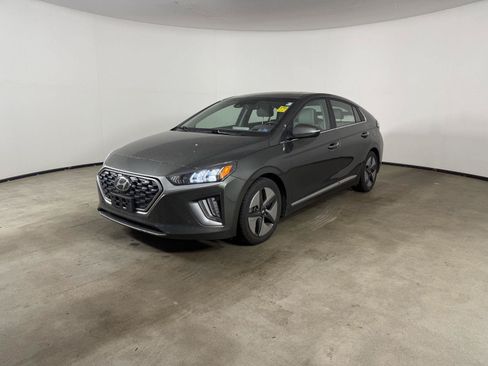 Used 2021 Hyundai Ioniq Limited FWD image 12