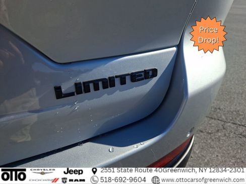 New 2025 Jeep Grand Cherokee Limited w/ Black Appearance Package image 33