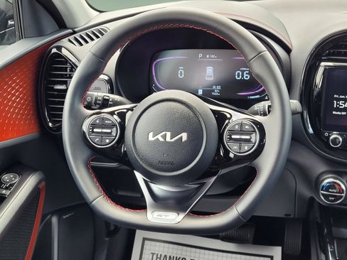 Used 2025 Kia Soul GT-Line w/ GT-Line Technology Package FWD image 12
