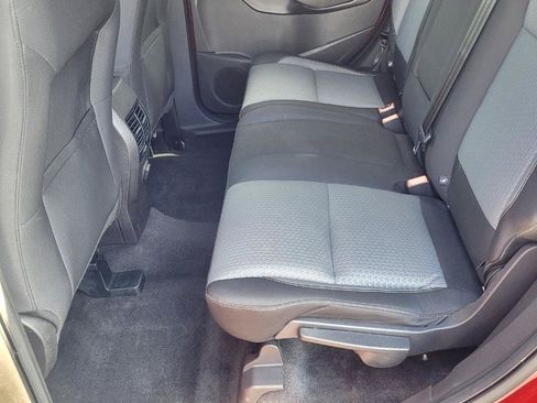 Used 2017 Ford Escape SE AWD/4WD image 30
