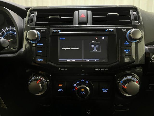 Used 2017 Toyota 4Runner TRD Off-Road Premium AWD/4WD image 17