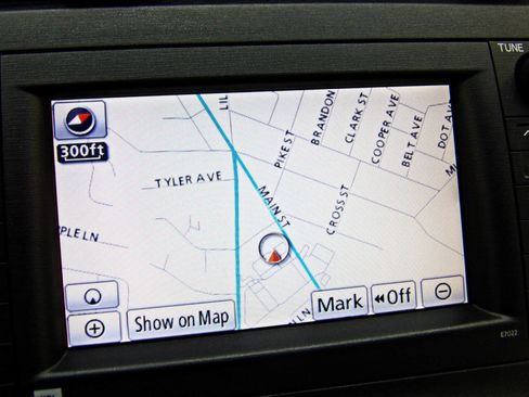 Used 2010 Toyota Prius Five image 16