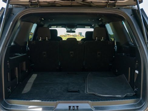 Used 2018 Ford Expedition XL RWD image 16