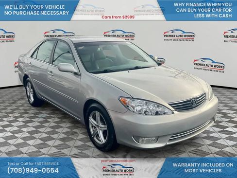 Used 2006 Toyota Camry XLE image 2