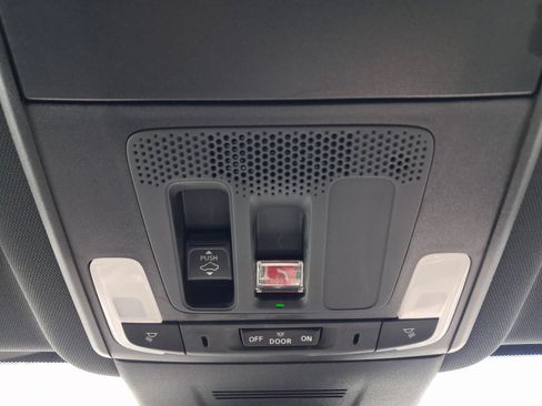 Used 2026 Honda CR-V Sport image 30
