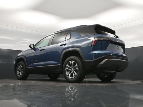 New 2026 Chevrolet Equinox LT w/ Safety and Technology Package FWD image 36